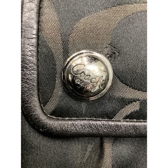 Coach Purse Women’s 1Size Small Canvas With C Logo Zipper 1 Handle Red Interior - Picture 10 of 10